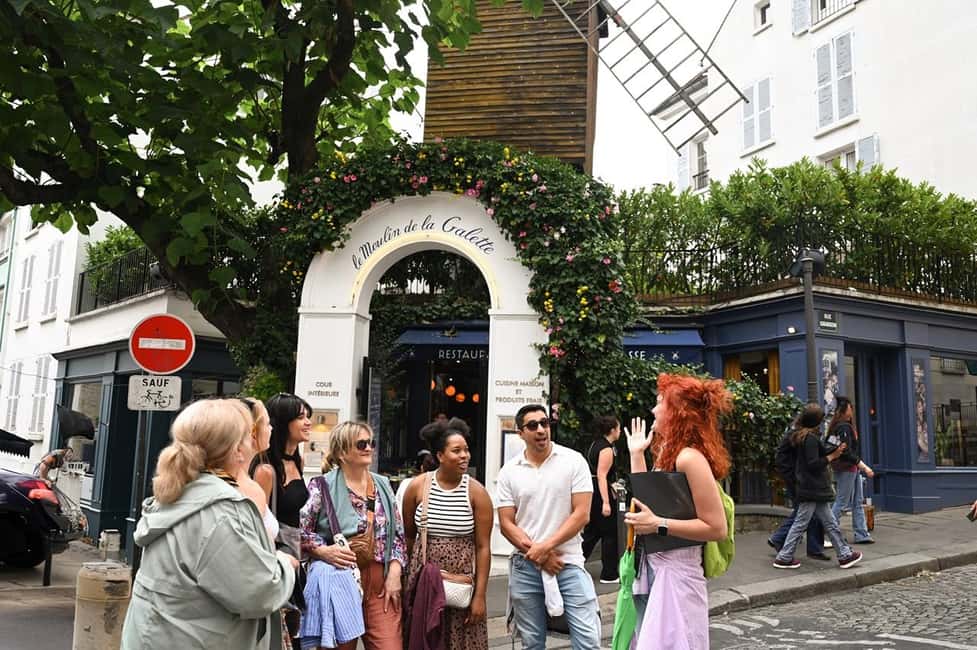 Montmartre Walking Tour with Secret Tales, Views & Croissant - Key Points