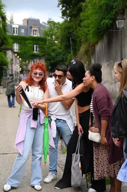 Montmartre Walking Tour with Secret Tales, Views & Croissant - The Hidden Stories and Local Secrets
