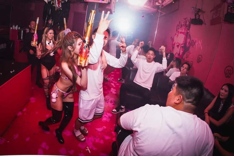 Osaka: Pink Paradise Club with Dance Show and Champagne - FAQ