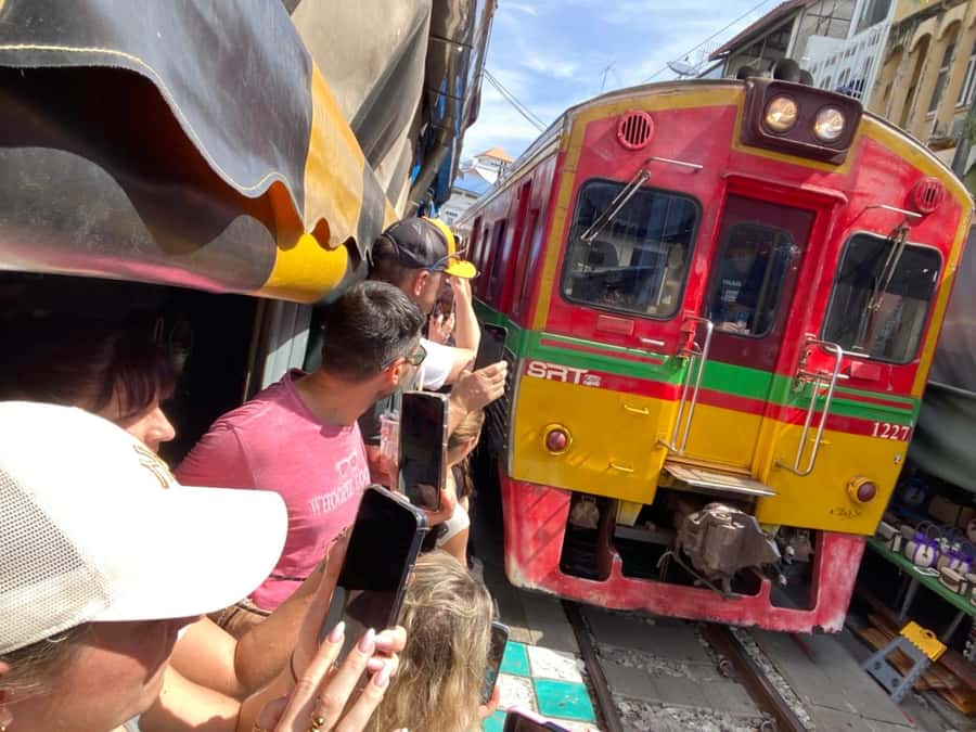 From Bangkok: River, Railway and Floating Markets Tour - An In-Depth Look at the Tour