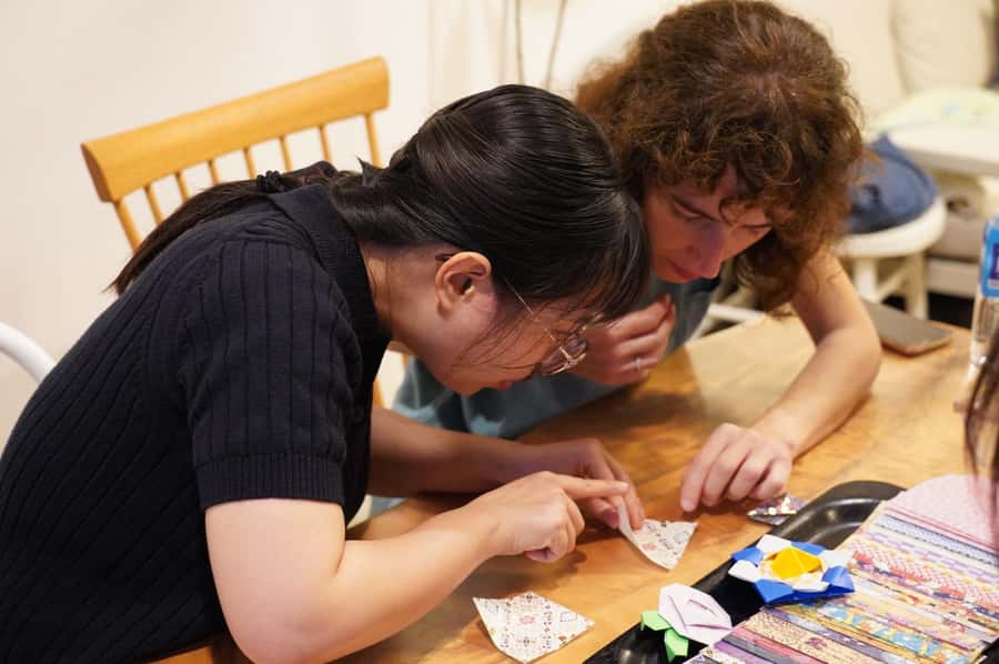 Tokyo: Origami Making with Tea and Sweets in local home - FAQ