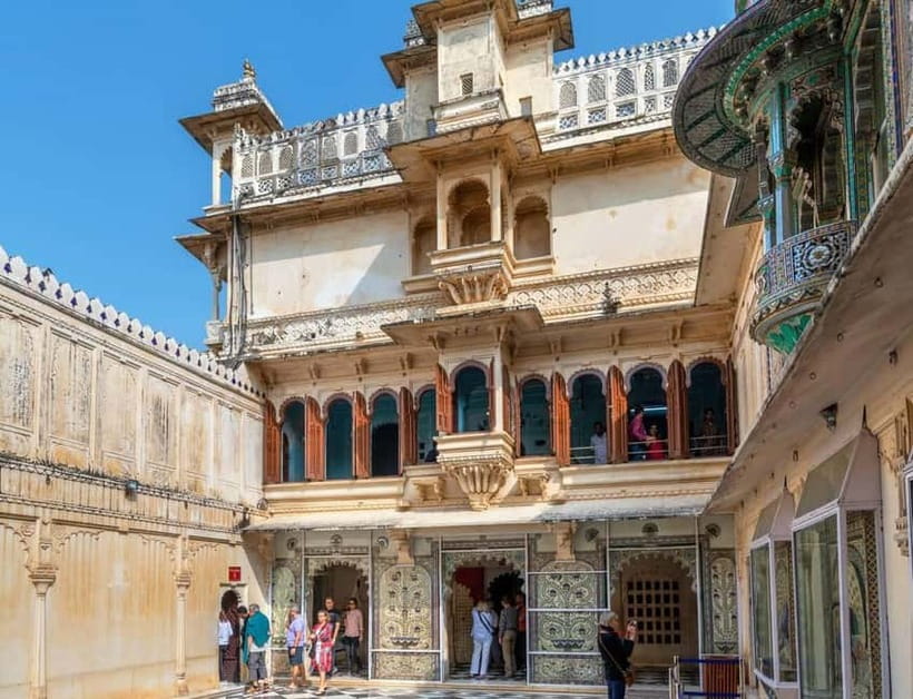 Udaipur: Heritage & Culture Walking Tour with Guide - The Value of This Tour
