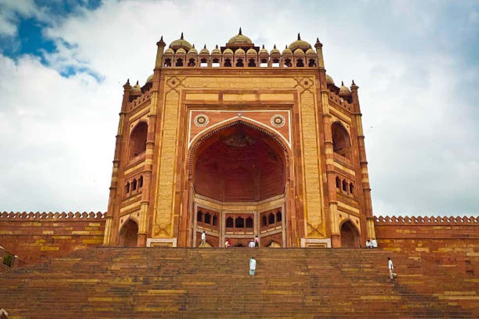 Explore Fatehpur Sikri on a Day Tour from Agra - Good To Know