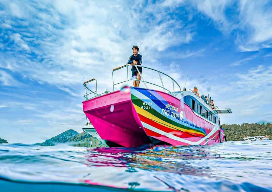 Phuket/Khao Lak : Surin Islands Snorkeling Catamaran Boat - The Lunch Break: Thai Flavors in the Heart of the National Park