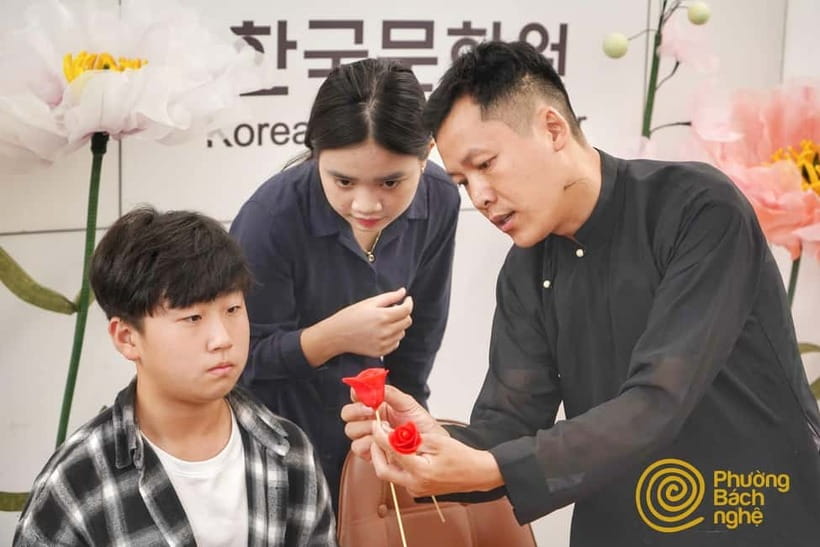 Hanoi: Xuan La Figurine Village and Dau Pagoda Tour & Lunch - Exploring Xuan La Village: The Art of To He