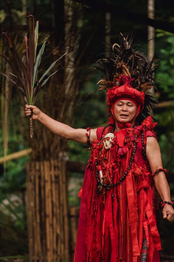 North Sulawesi: Tomohon Nature & Culture Private Guide Tour - Hot Springs and Scenic Lakes