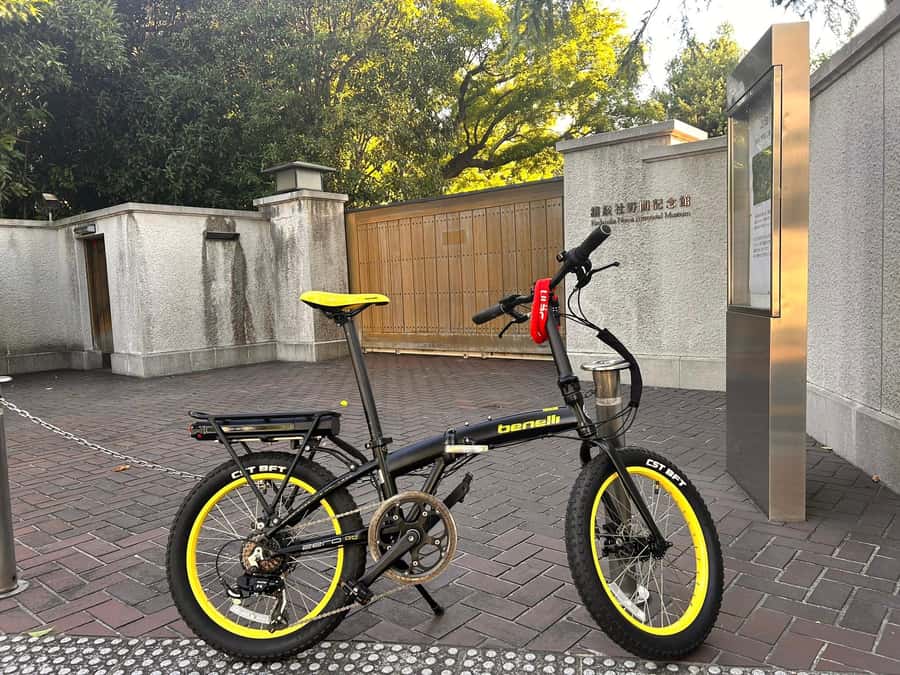 TOKYO: Professional Gardener Guides Gardens by E-bike -LIGHT - An In-Depth Look at the E-Bike Garden Tour in Tokyo