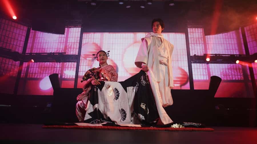 Tokyo: Modern Ninja + Kabuki Show & Bar Hopping in Shinjuku - FAQs