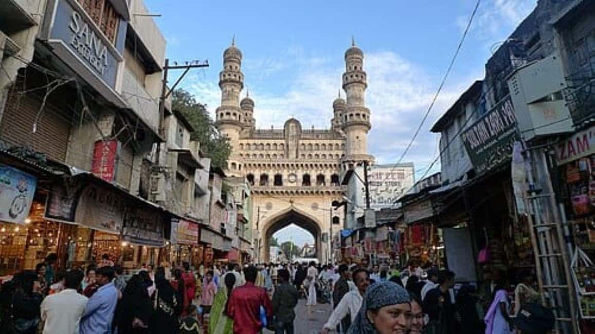 Top Attractions of Hyderabad: One-Day Private Tour - Key Points