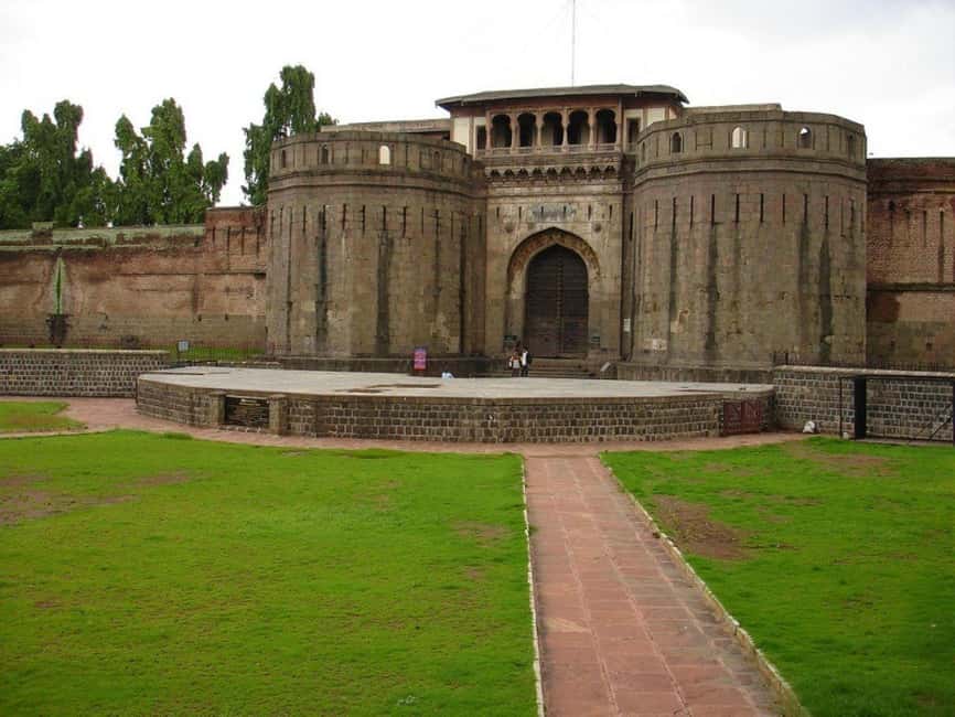 Full Day Pune Tour: History, Temples & Local Flavor - Exploring Pune’s Historic Landmarks