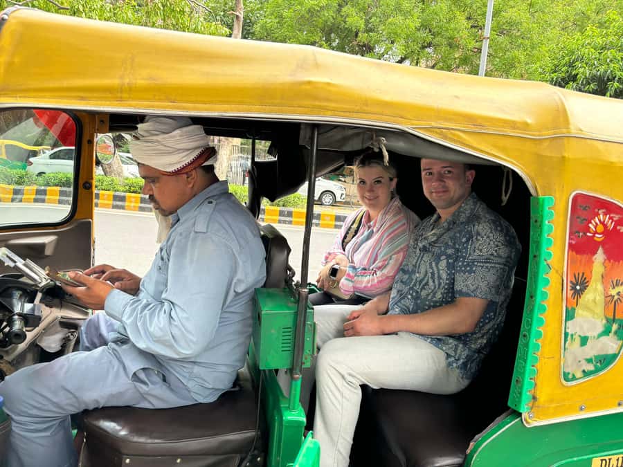 Delhi: Old and New Delhi Full - Half Day Private Guided Tour - Exploring the Itinerary: What You Can Expect