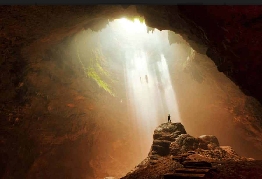 Yogyakarta: 2-Day Highlight Unesco Temple and Cave Tour - An In-Depth Look at the Tour Experience