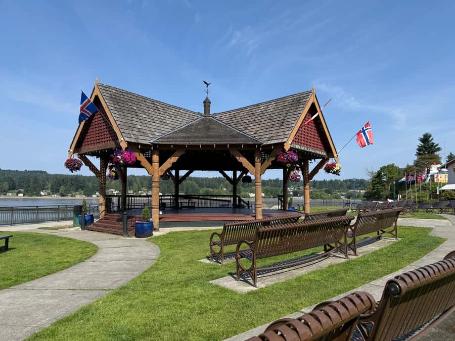 Poulsbo: Little Norway Walking Tour - Poulsbo: Little Norway Walking Tour — A Charming Peek into Scandinavia in Washington