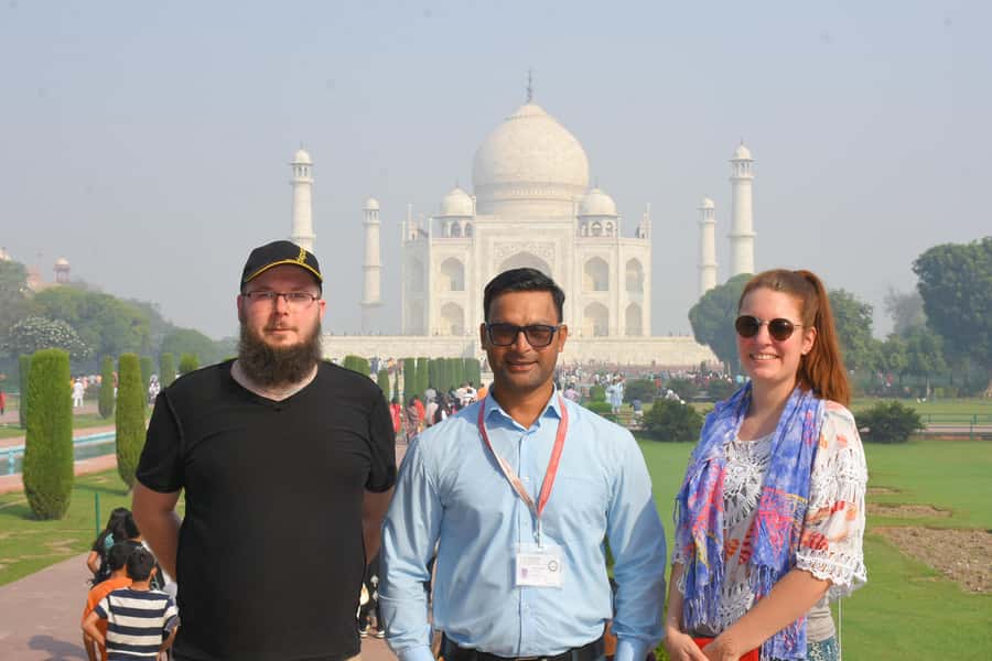 From Delhi-Overnight Agra/Taj Mahal Tour with Fatehpur Sikri - FAQ