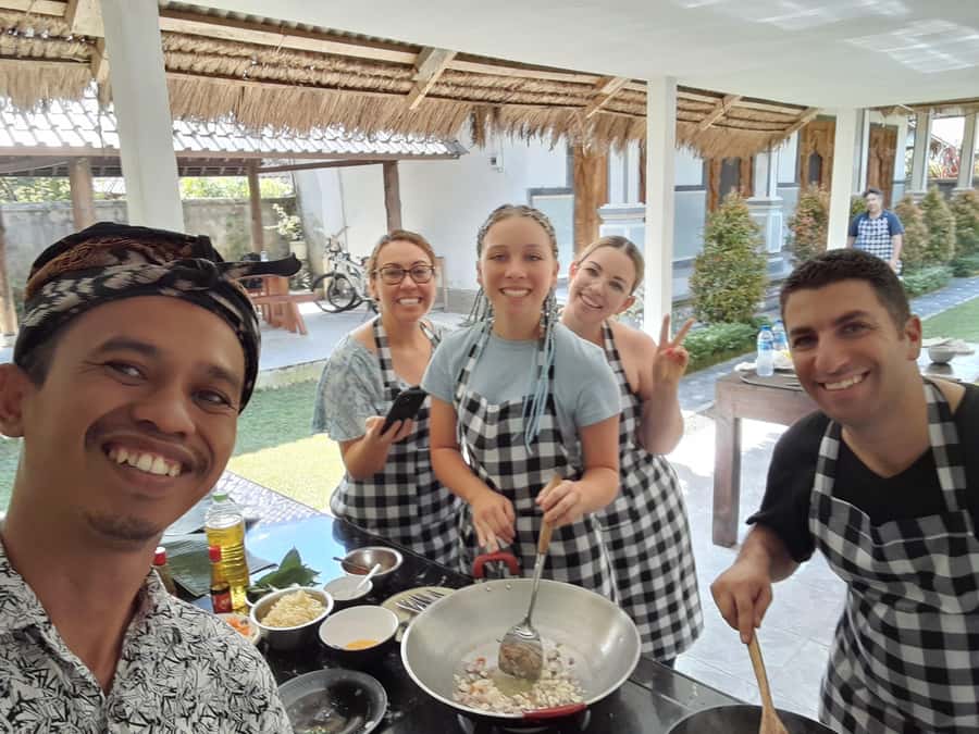 Bali: Village Tour with Coconut Oil and Chocolate Factory - Good To Know