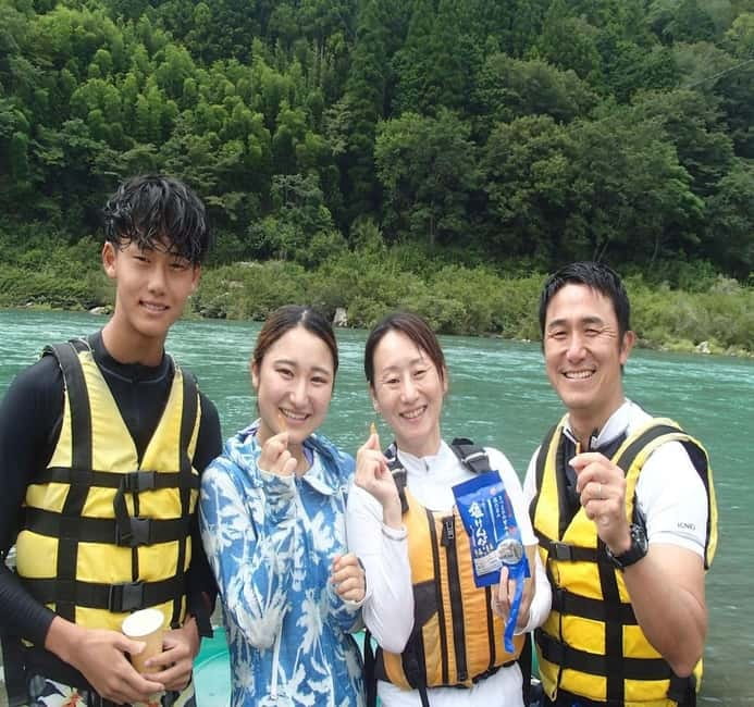 Kochi: Shimanto River Rafting Tour with Transfers - Discovering the Shimanto River: A Natural Gem