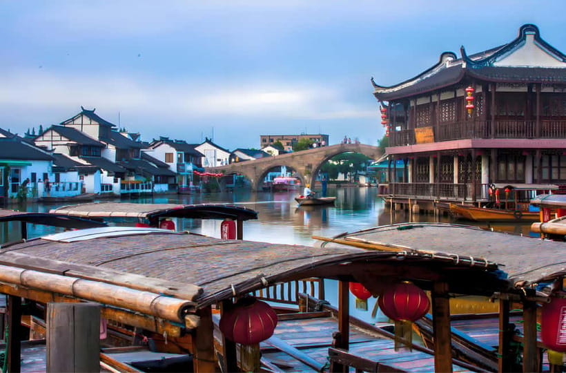Zhujiajiao Water Town and Shanghai Fake Market Shopping Tour - Food and Local Culture