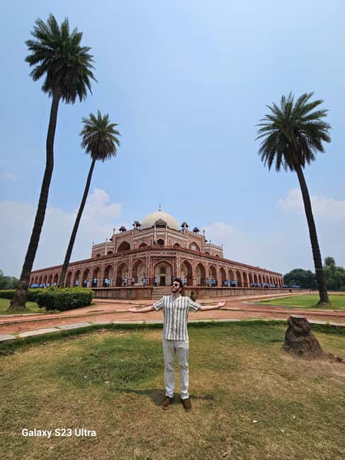 Delhi: Old & New Delhi Guided Tour with Street Food & Spices - Key Points
