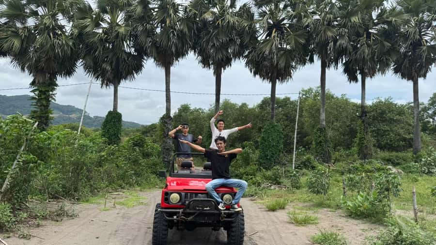 Yogyakarta: Half-Day Sand Dune Adventure & Sunset Live Show - Who Will Love This Tour?