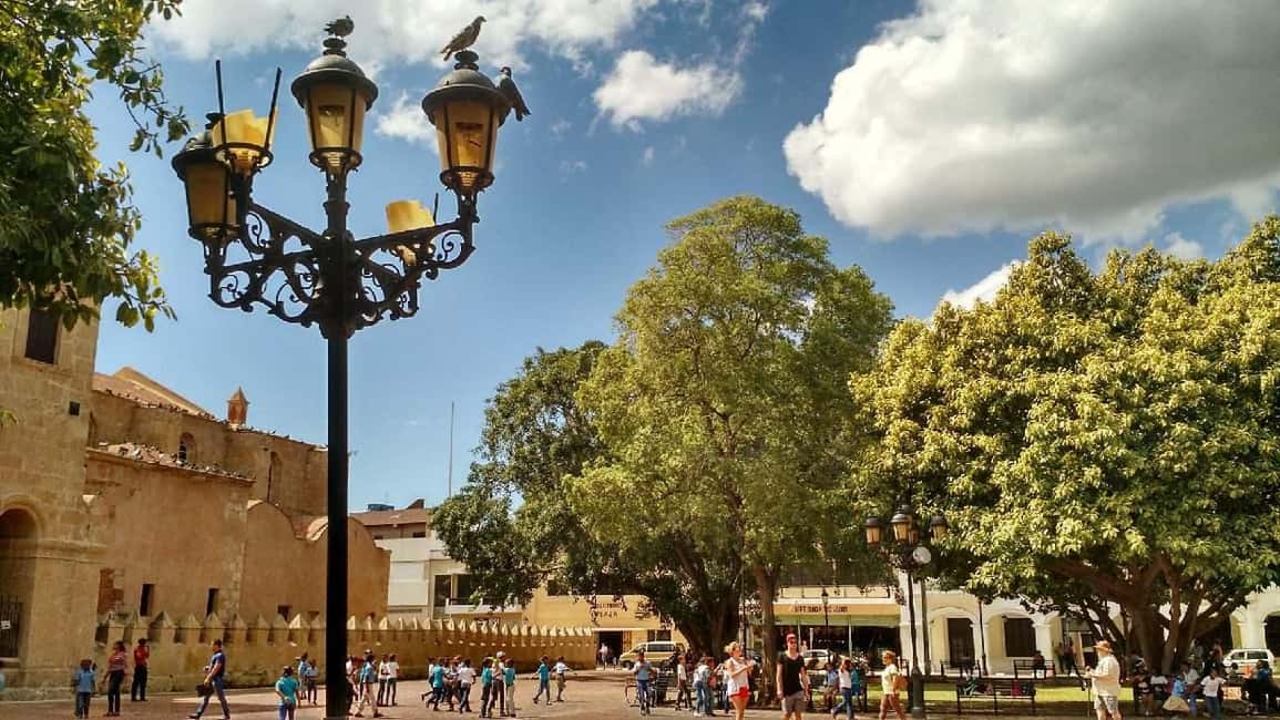 Punta Cana: Santo Domingo Tour with Lunch & Transfers - Overview of the Punta Cana: Santo Domingo Tour with Lunch & Transfers