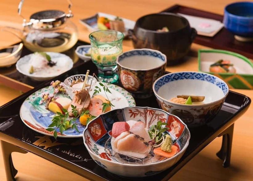 Tokyo: Private Tour and Traditional Performance with Dinner - Tokyo: Private Tour and Traditional Performance with Dinner — A Detailed Look