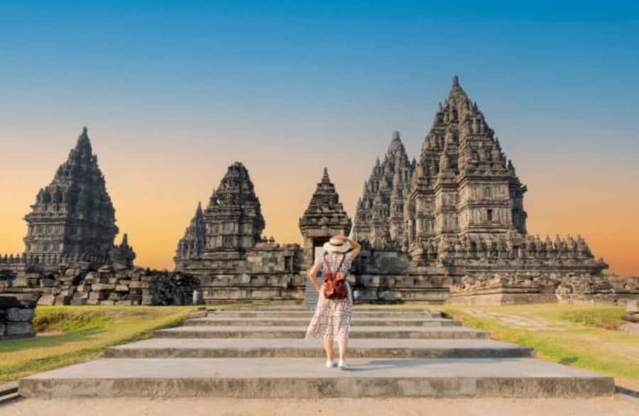 Yogyakarta City Tour : Borobudur and Prambanan Temple - FAQ