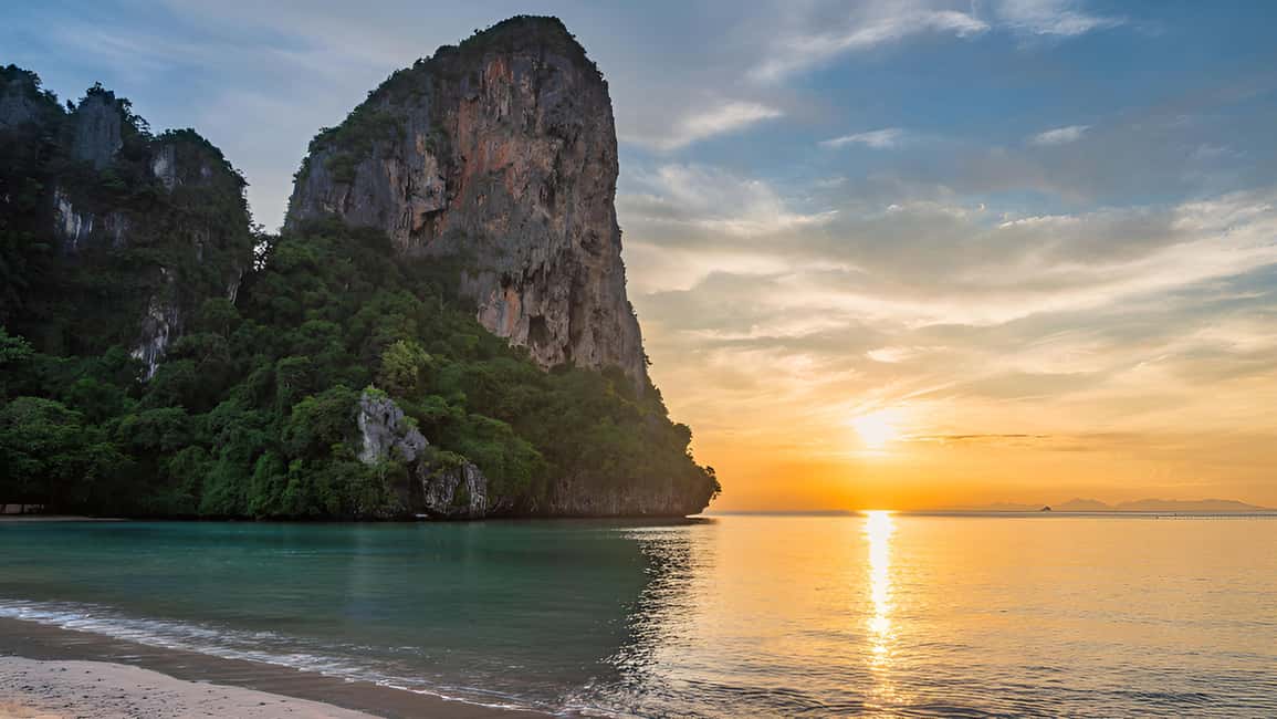 Ao Nang Night Tour Swim with bioluminescent plankton - The Realities: Pros and Cons