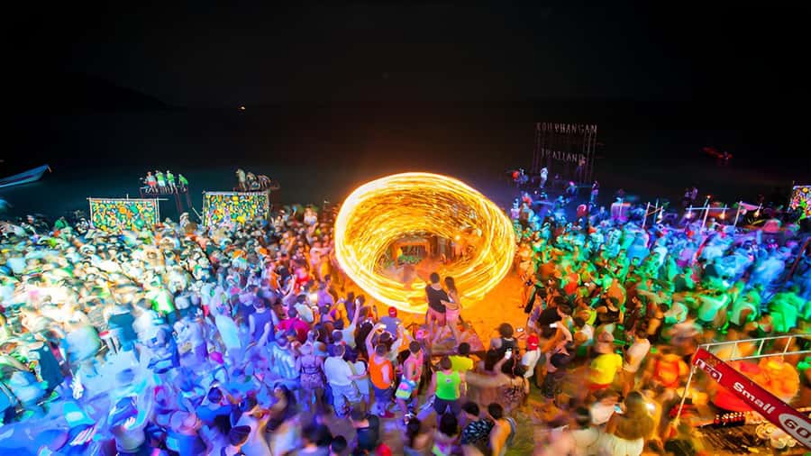 FROM SAMUI Full Moon Party  Koh Phangan Night Tour - The Full Moon Party Experience: A Deep Dive