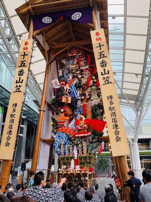 Fukuoka: Hakata & Tenjin Christmas Markets Walking Tour - Key Points
