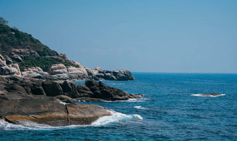 Hainan: Day Trip to Benlang Valley and Wuzhizhou Island - Practical Aspects of the Tour