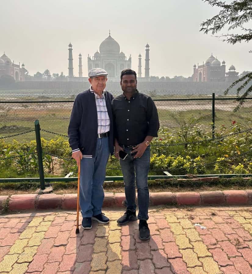 Agra : Taj Mahal Fast-Track Entry Tour with Expert Guide - What to Expect on the Tour