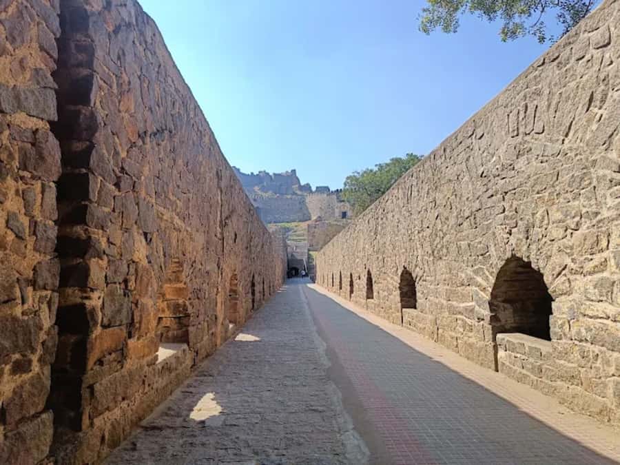 Hyderabad: Charminar, Golconda Fort & Qutub Shahi Tombs Tour - FAQ