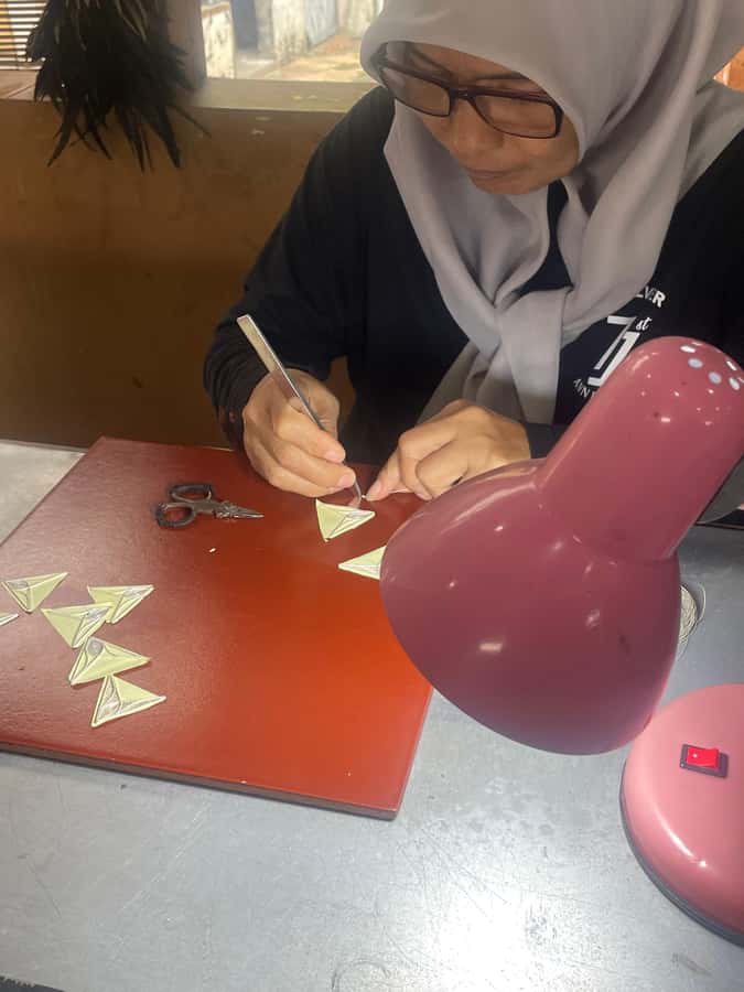 Silver Class in Yogyakarta With Activities And Optional Tour - Detailed Review of the Silver Jewelry Class Experience