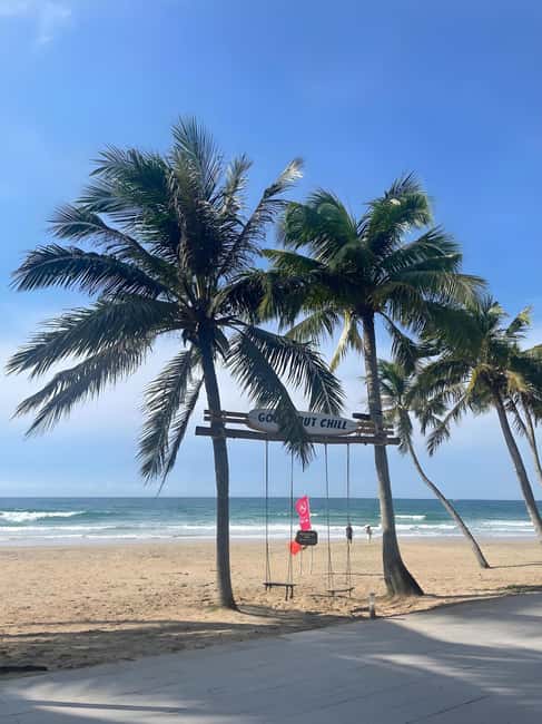 Hainan: Shimei Bay and Fenghuang Jiuli Bookstore Tour - Visiting Fenghuang Jiuli Bookstore