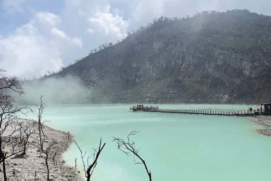 Jakarta: Volcano, Suspension Bridge and Hot Spring - FAQ