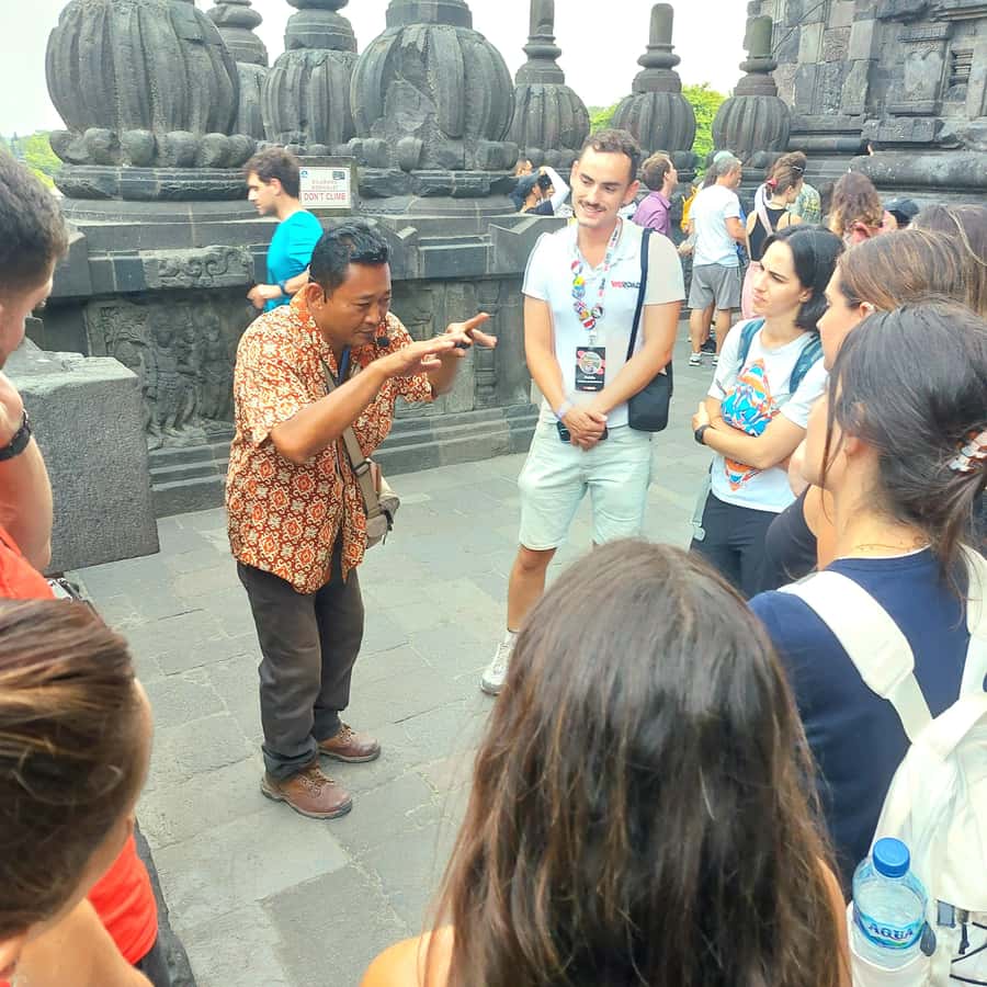 Yogyakarta: Borobudur-Prambanan, Start w/ Sunrise Over Cloud - Frequently Asked Questions