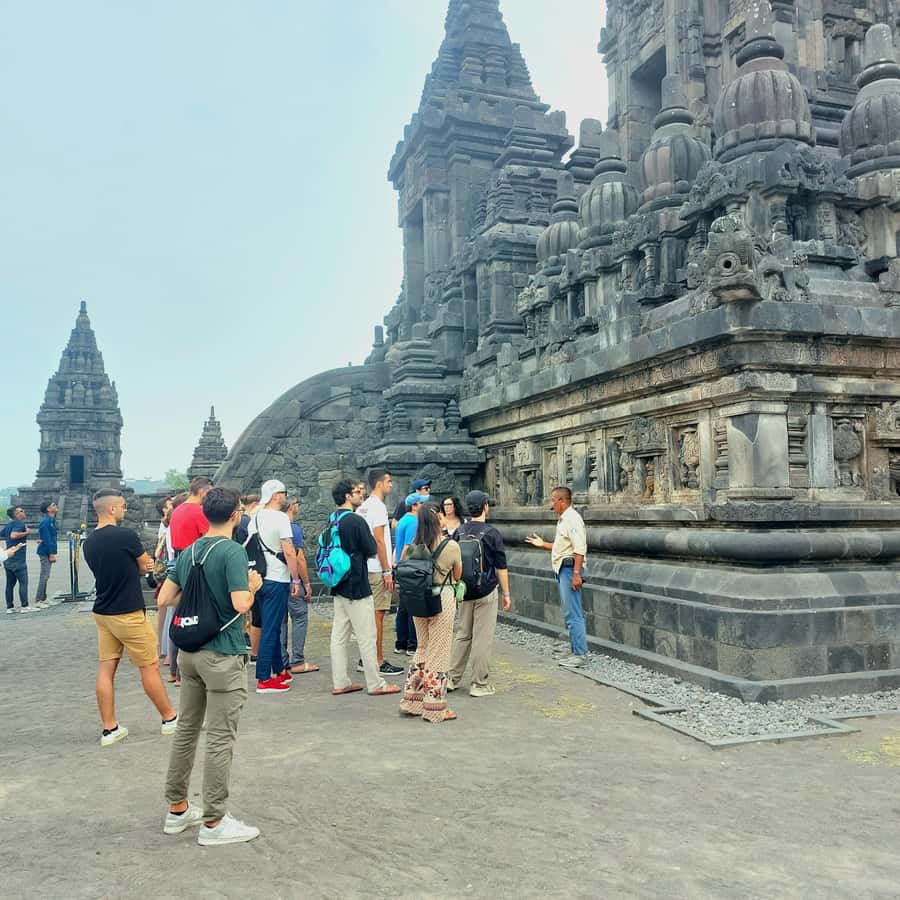 Yogyakarta: Borobudur-Prambanan, Start w/ Sunrise Over Cloud - What to Expect and What Not to Miss