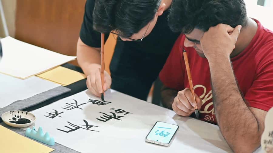 Wuhan: Cloud Calligraphy Workshop with Tea & Art Ceremony - Good To Know
