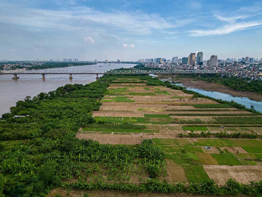 Ride to the Lost Kingdom: Cycle Hanoi to Ancient C Loa - Interacting with Local Life and Tasting Authentic Cuisine