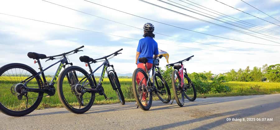 Hue bicycles Rent with MTB Bike full day - The Sum Up