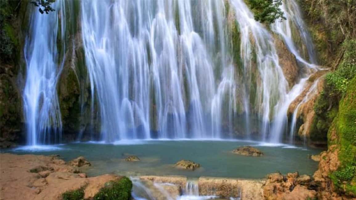 Punta Cana: Whale Watching, Cayo Levantado & Waterfall - Getting Started: Scenic Drive & Light Breakfast