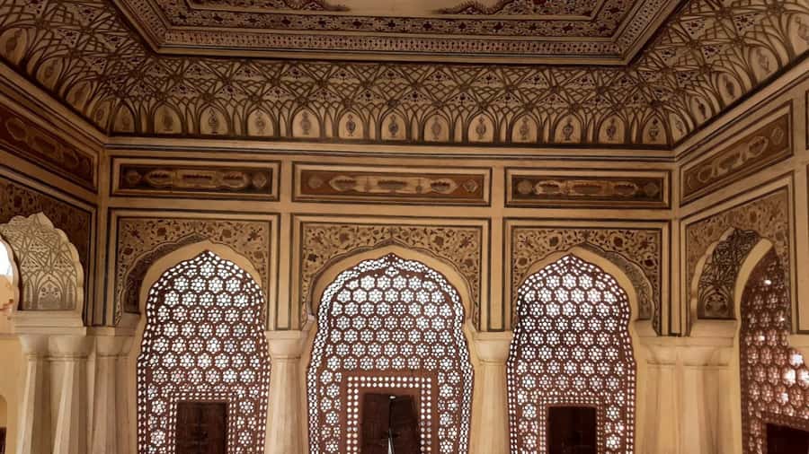 Jaipur: Hawa Mahal, Palace Guided Tour with Entry Ticket - Practical Tips
