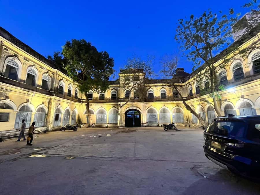 Hyderabad: Private Heritage & History Tour with Lunch - Discovering Hyderabad’s Iconic Landmarks