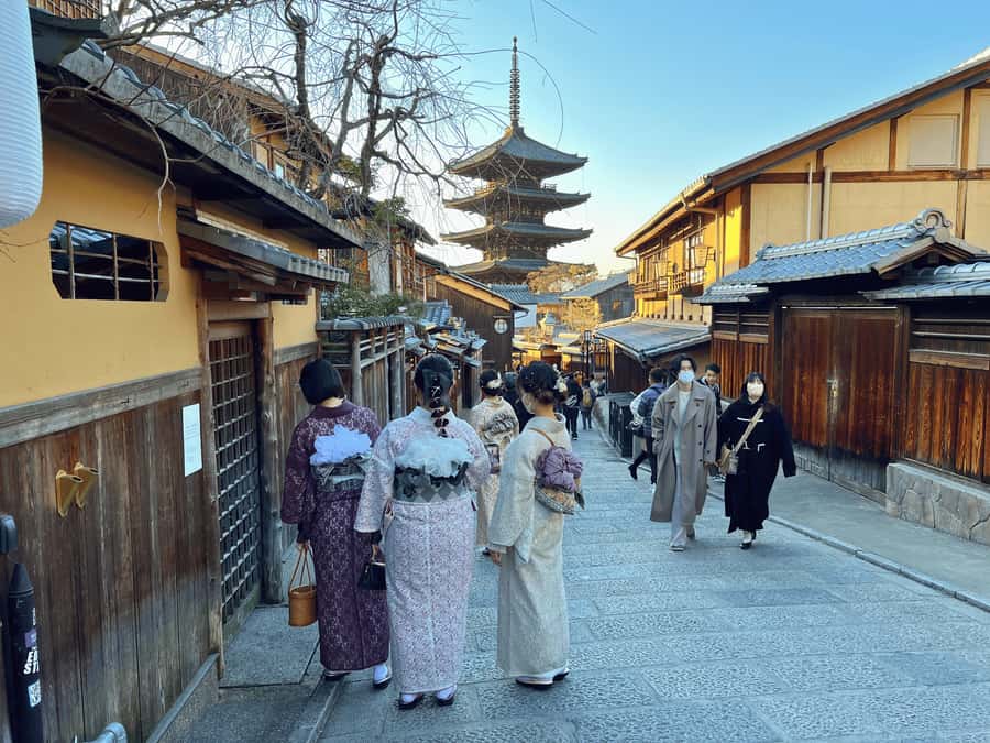 Kyoto: Gion, Ninenzaka & Kiyomizudera Walking Tour 4 Hrs - A Closer Look at the Itinerary