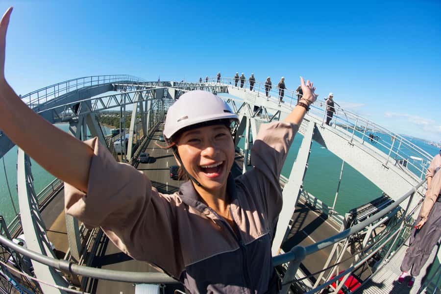 Auckland Harbour Bridge Climb & Bungy Combo - Key Points