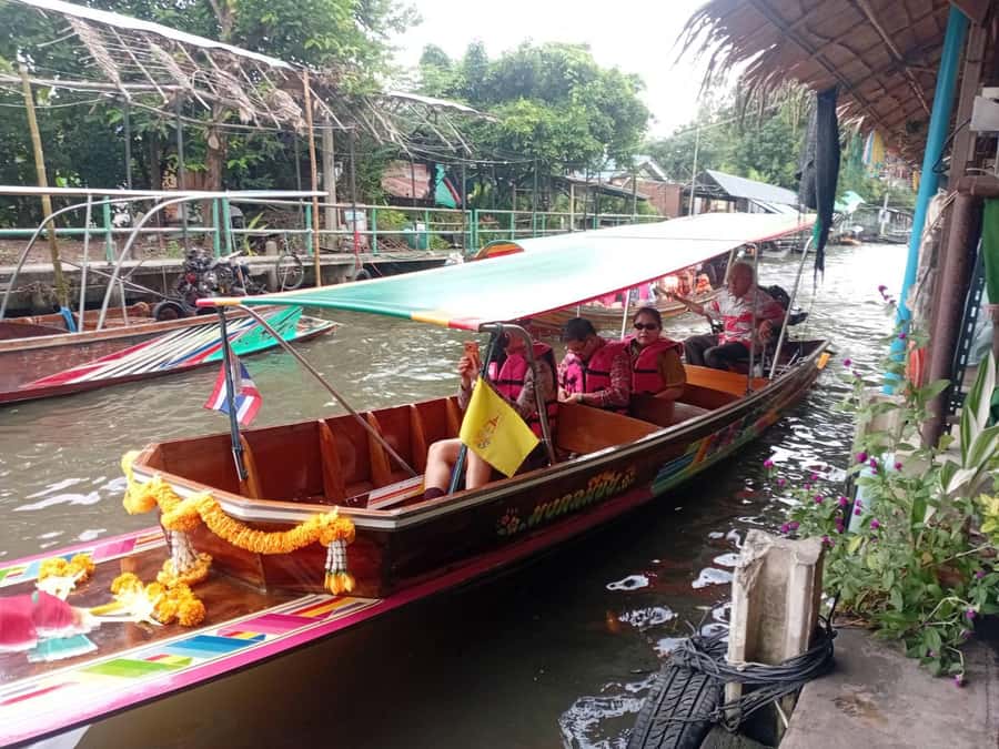 Bangkok: Private Khlong Latmayom Local Market (3 Options) - What to Expect from This Tour