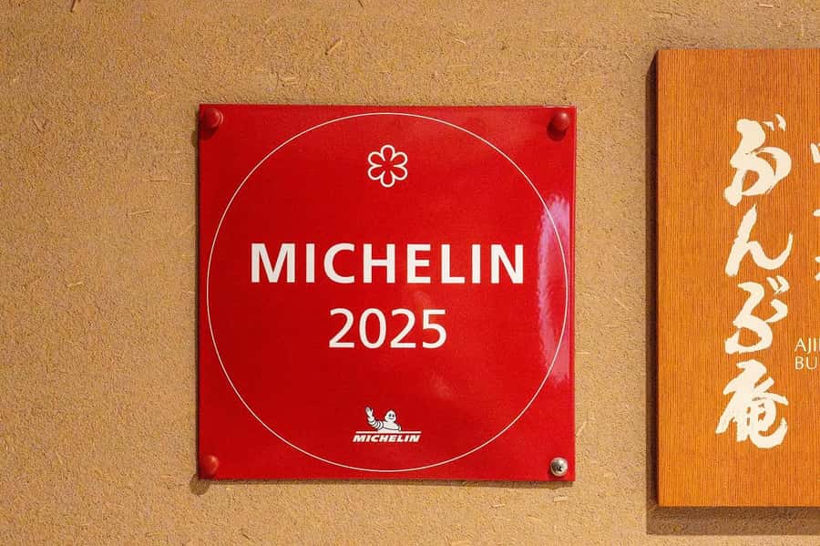 Osaka: Michelin Food Tour with Kaiseki and Takoyaki - End on a Sweet Note: Matcha and the Dotonbori Vibe