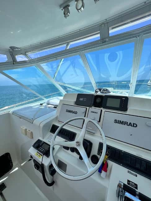 Private Motorboat Sunset Cruise  Negril Small Groups 1-8 - The Experience: Step-by-Step Breakdown