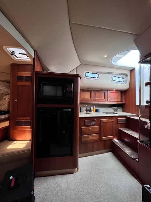 Private Motorboat Sunset Cruise  Negril Small Groups 1-8 - A Private Sunset Motorboat Cruise in Negril: What Travelers Can Expect