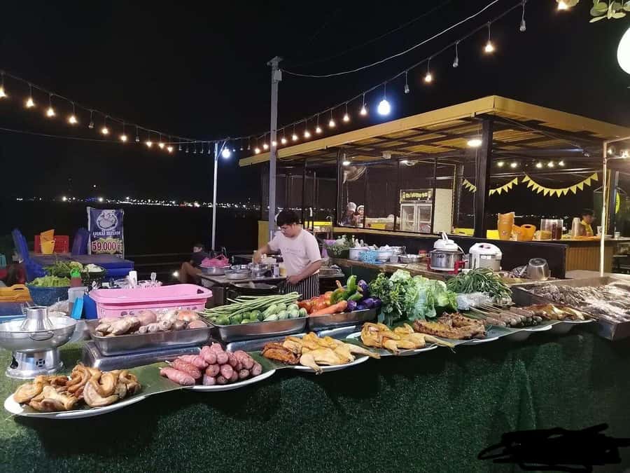 Lang Prabang Food tour unlimited beers by Tuk-tuk excursion - Transportation & Practical Details